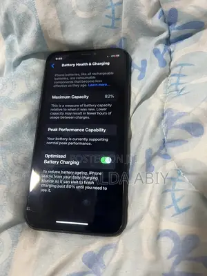 Apple iPhone XR 64 GB Black
