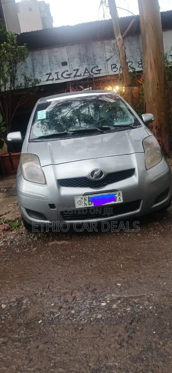 Toyota Yaris 2008 Silver