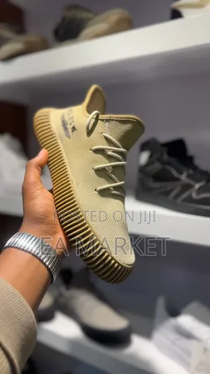 Adidas Yeezy