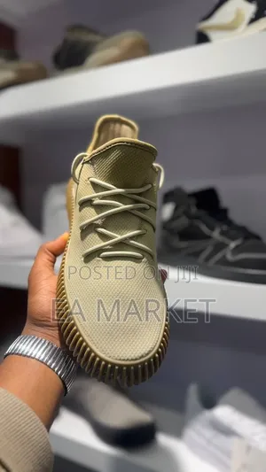 Adidas Yeezy