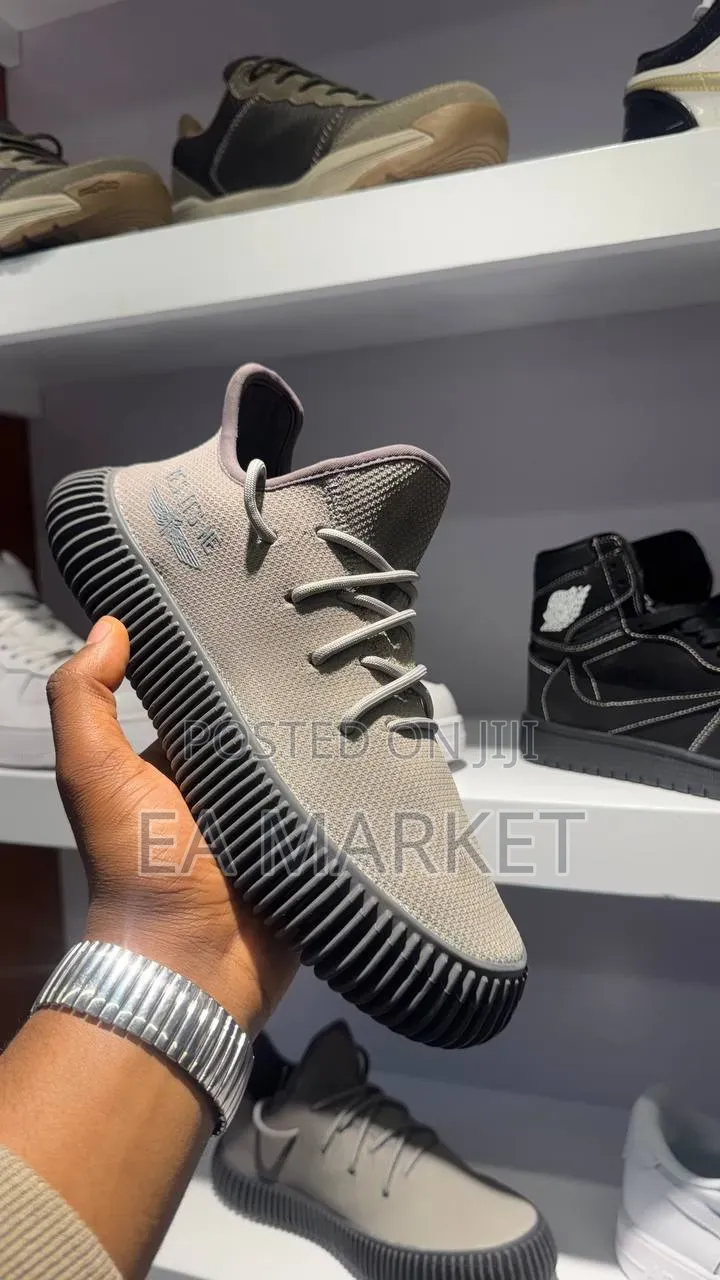 Adidas Yeezy