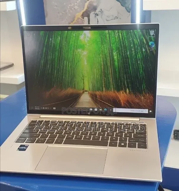 New Laptop HP EliteBook 840 32GB Intel Core i7 SSD 512GB
