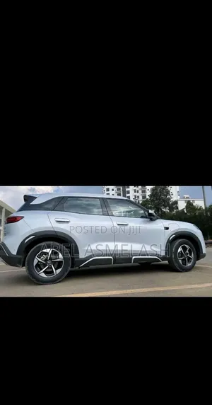 BYD Yuan Up 2025 Silver