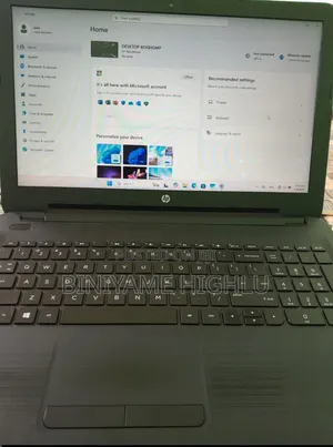 Laptop Toshiba Satellite S870 4GB Intel Core 2 Duo HDD 256GB