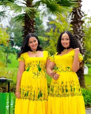 ለአዲስ ዓመት የተዘጋጁ ቢጫ የኣደይ ኣበባ ሺፎኖች