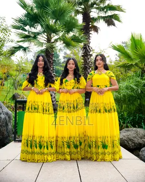 ለአዲስ ዓመት የተዘጋጁ ቢጫ የኣደይ ኣበባ ሺፎኖች