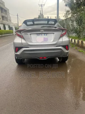 Toyota C-HR 2017 Silver