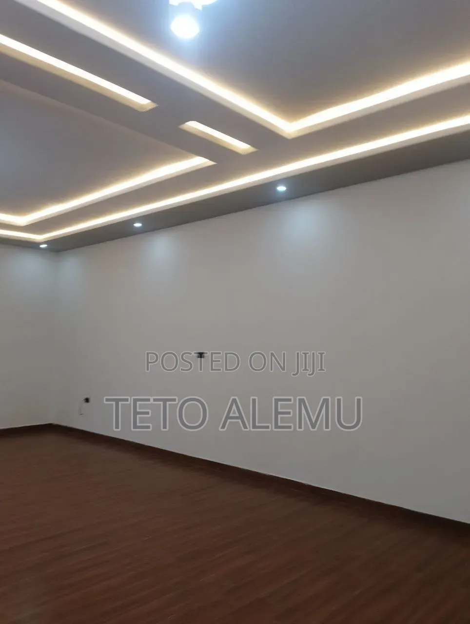 7bdrm House in ለሽያጭ የቀረበ 150 ካሬ ቦታ, Bole for sale