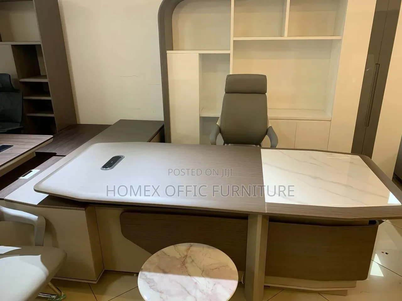 Elegant Managerial Desk |የቢሮ ጠረጴዛ