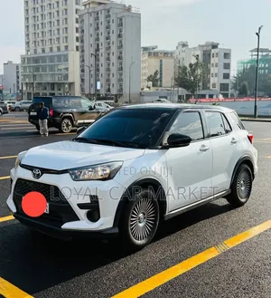Toyota Raize 2022 White