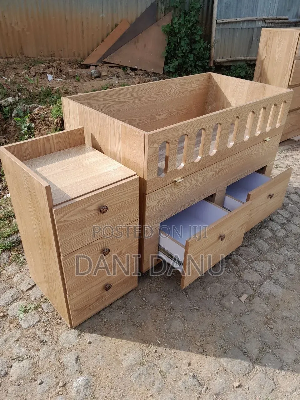 Child Bed With Shelf