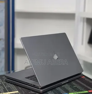 New Laptop Apple MacBook Pro 2021 M1 32GB Apple M1 Max SSD 1T