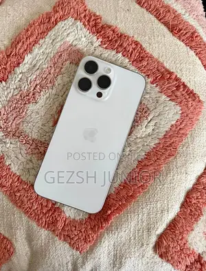 Apple iPhone 15 Pro Max 256 GB White