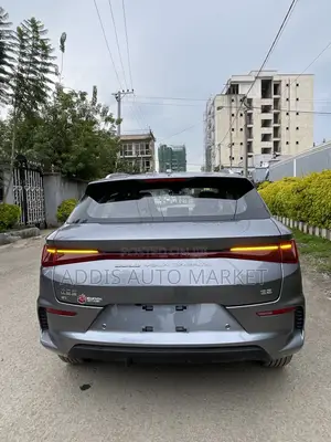 BYD E2 43 kWh 94 hp FWD 2025 Gray