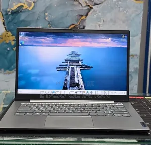 New Laptop Lenovo ThinkBook 13 8GB Intel Core i5 SSD 512GB