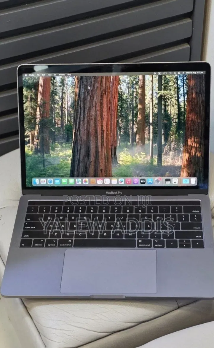 New Laptop Apple MacBook Pro 2019 16GB Intel Core i7 SSD 512GB