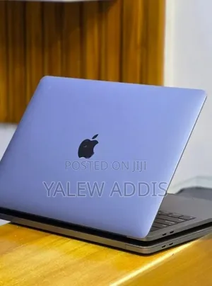 New Laptop Apple MacBook Pro 2019 16GB Intel Core i7 SSD 512GB