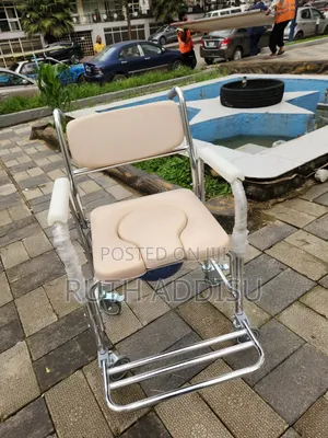 Commode Wheelchair夠本wheelchair隔壁toilet Wheelchair陳情wheelchair Poty