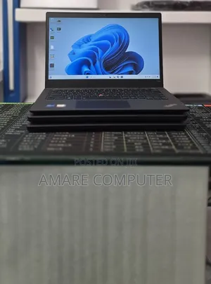 New Laptop Lenovo ThinkPad T14 16GB Intel Core i5 SSD 512GB