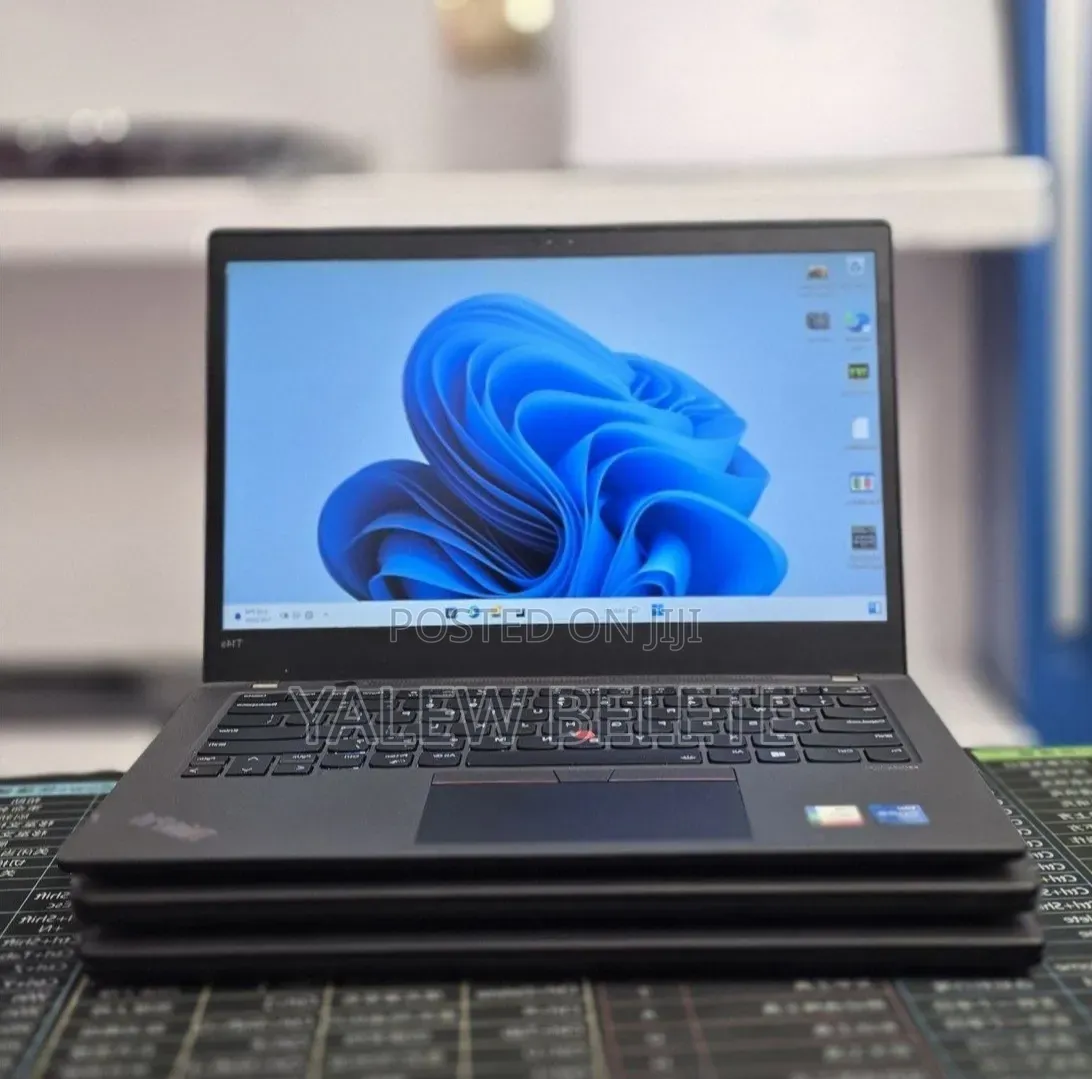 New Laptop Lenovo ThinkPad T14s Gen 2 16GB Intel Core i5 SSD 512GB