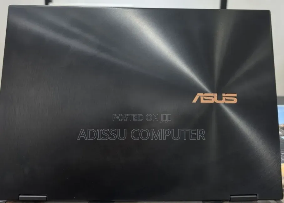 New Laptop Asus UX360CA 16GB Intel Core i7 SSD 512GB