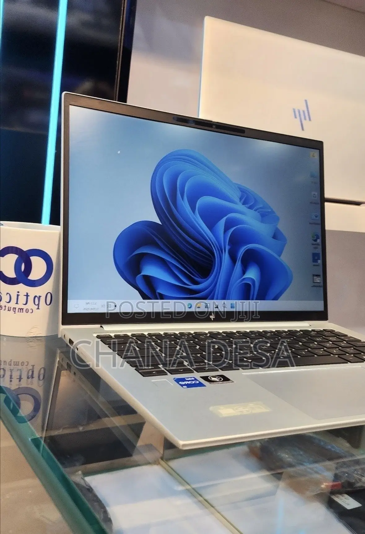 New Laptop HP EliteBook 840 G8 16GB Intel Core i7 SSD 512GB