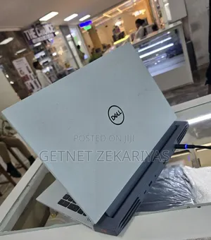 New Laptop Dell G15 5511 16GB Intel Core i7 SSD 512GB