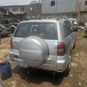 Toyota RAV4 2005 Silver