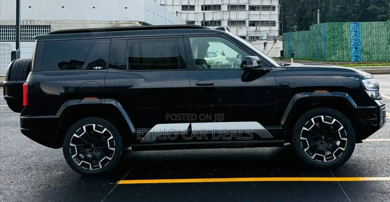 BYD Leopard 8 2.0 Hybrid AWD 2025 Black