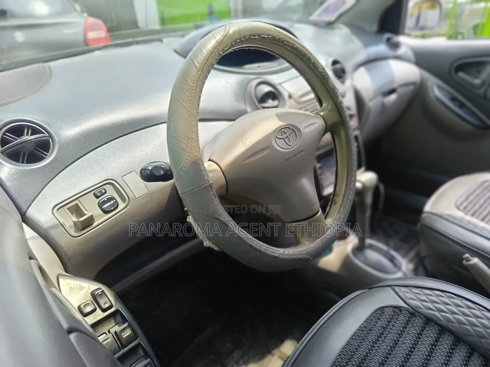 Toyota Platz 2001 Silver