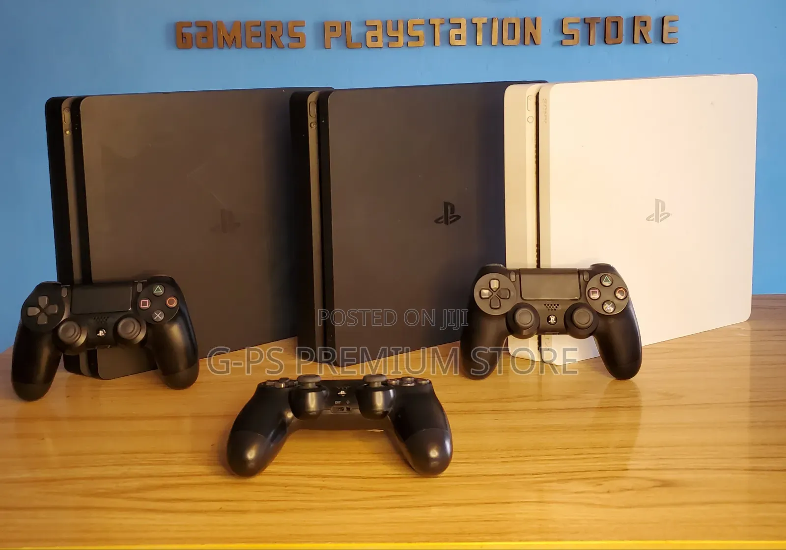 PlayStation 4 Slim – 1 Original Joystick
‎