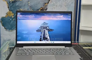 New Laptop Lenovo 8GB Intel Core i5 SSD 512GB