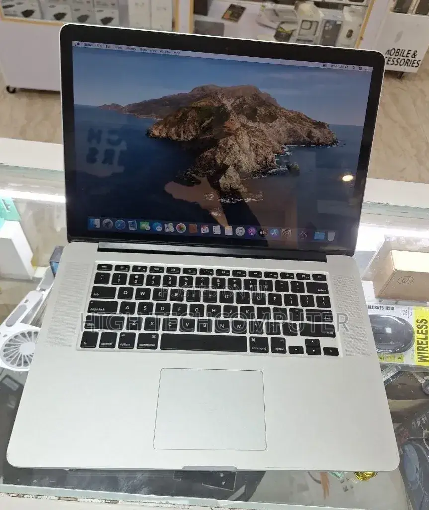 New Laptop Apple MacBook Pro 2014 16GB Intel Core i7 SSD 512GB