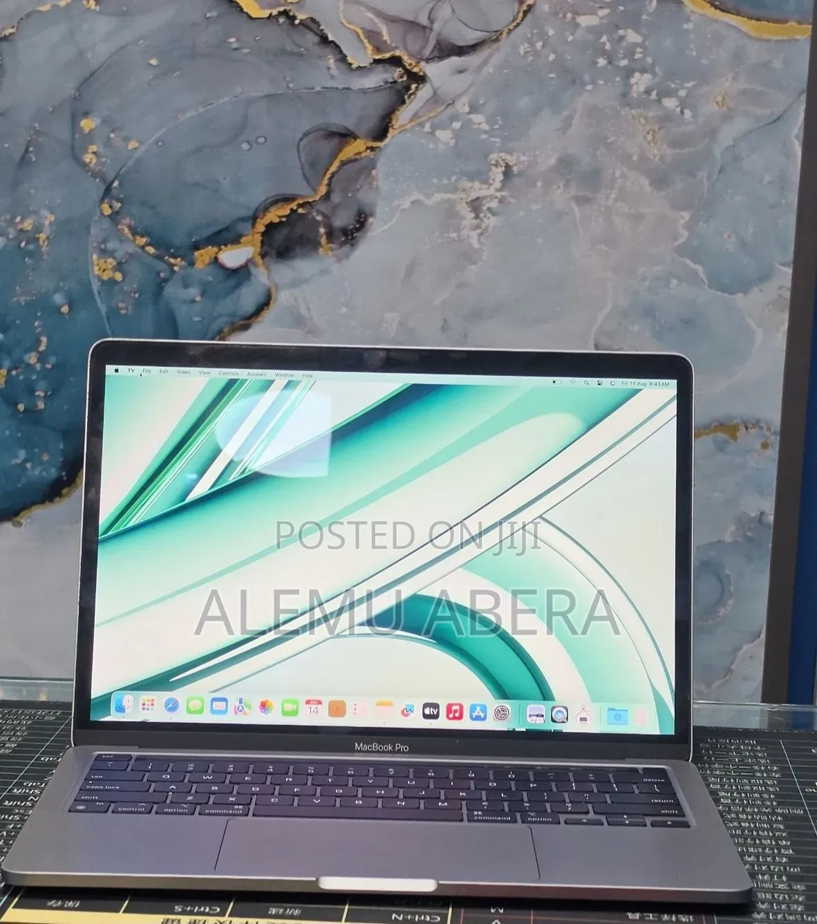 New Laptop Apple MacBook Pro 2023 M2 8GB Apple M2 SSD 256GB