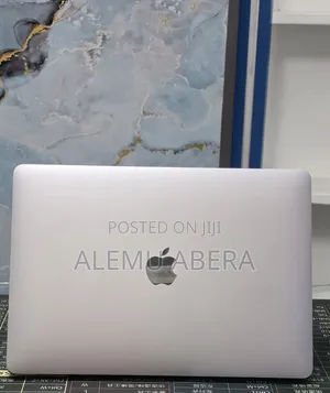 New Laptop Apple MacBook Pro 2023 M2 8GB Apple M2 SSD 256GB