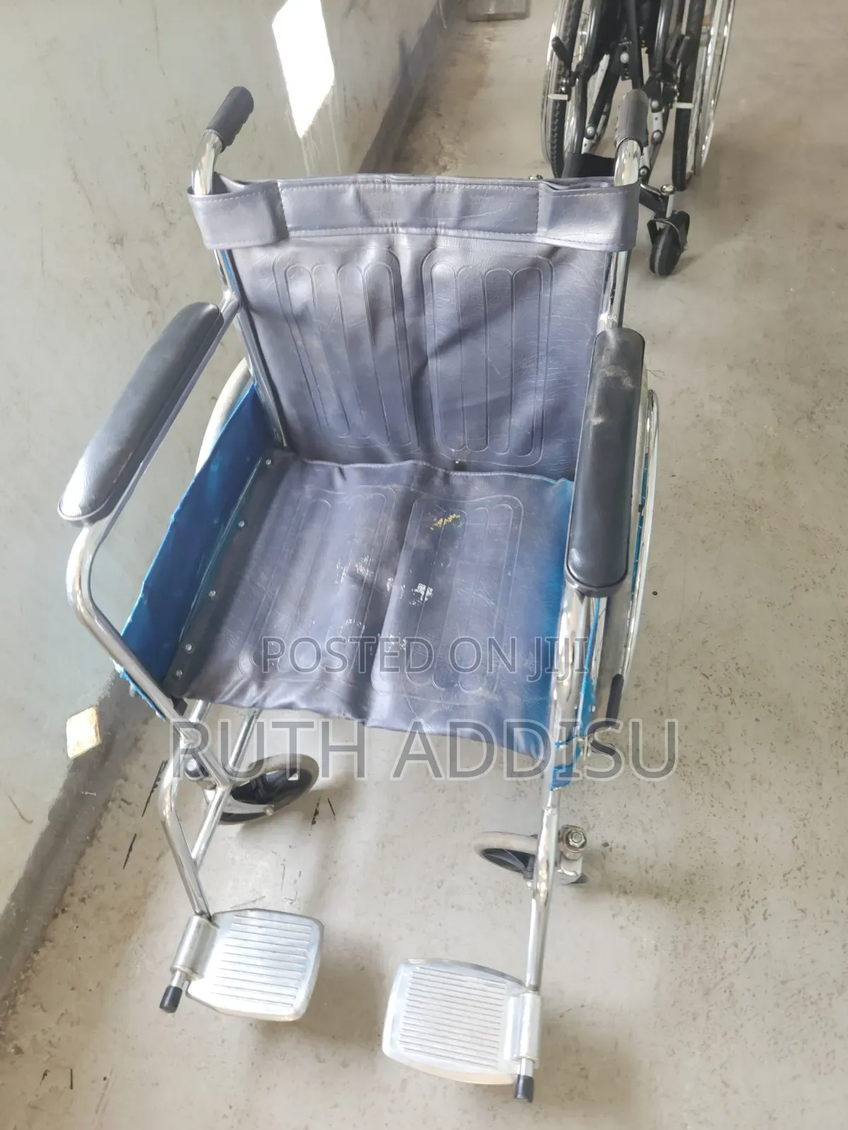 Used Manual Wheelchair腔說wheelchair𢏺我wheelchair陳年wheelchair Medical