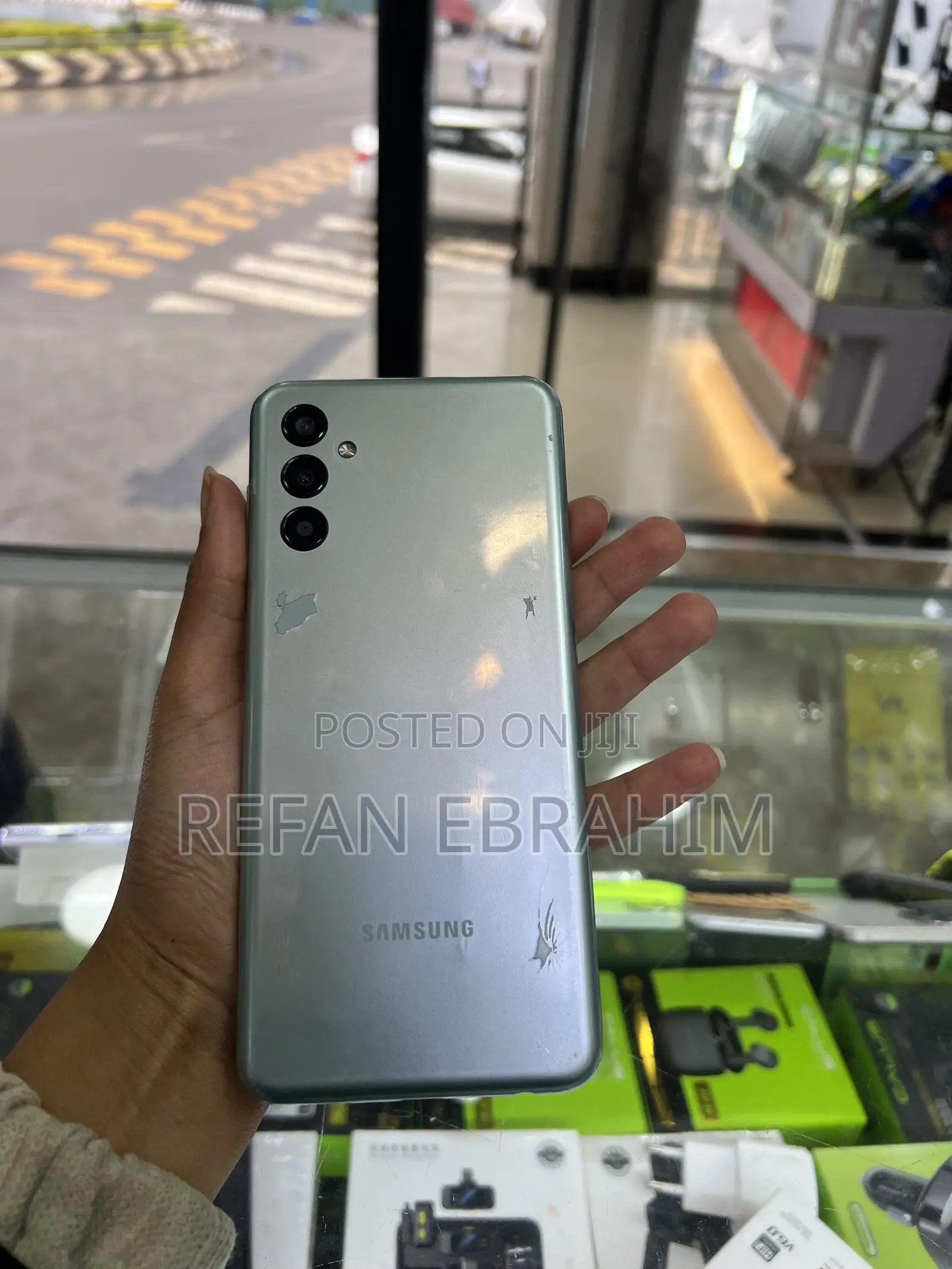Samsung Galaxy M13 128 GB Gray