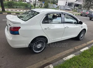Toyota Yaris 2008 White