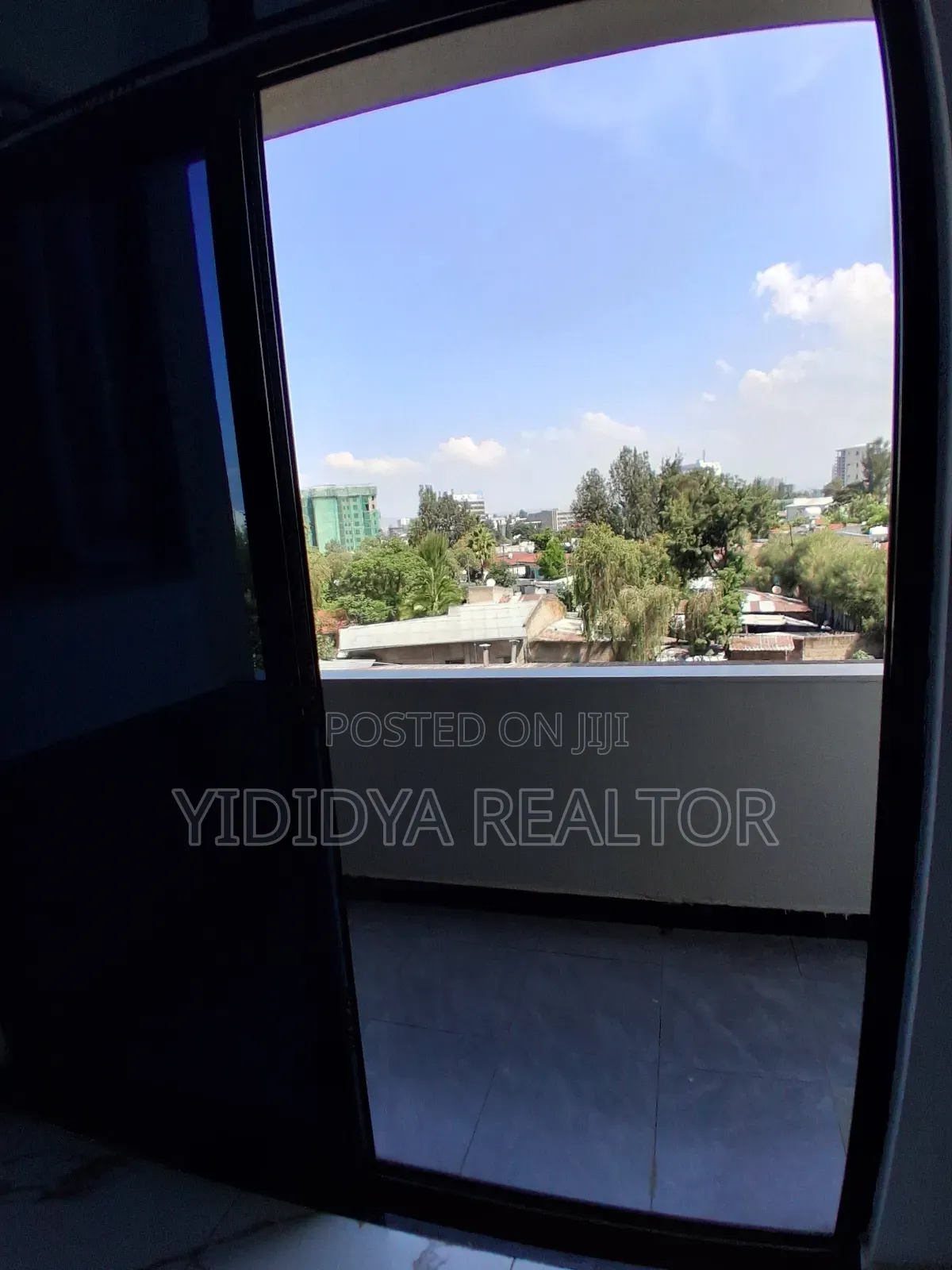 ጥንቅቅ ብለው ያለቁ የንግድ ሱቆችን ከ1.7 ሚሊየን ብር ሙሉ ክፍያ ጀምሮ