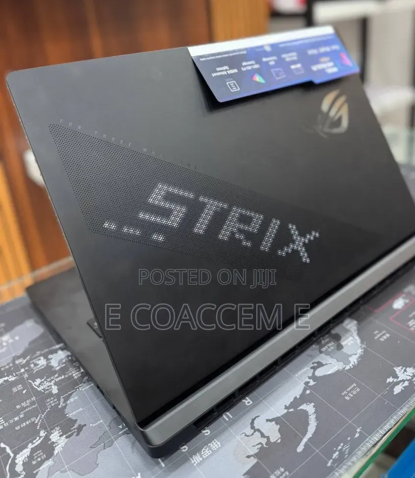New Laptop Asus ROG Strix G18 32GB Intel Core Ultra 9 SSD 2T