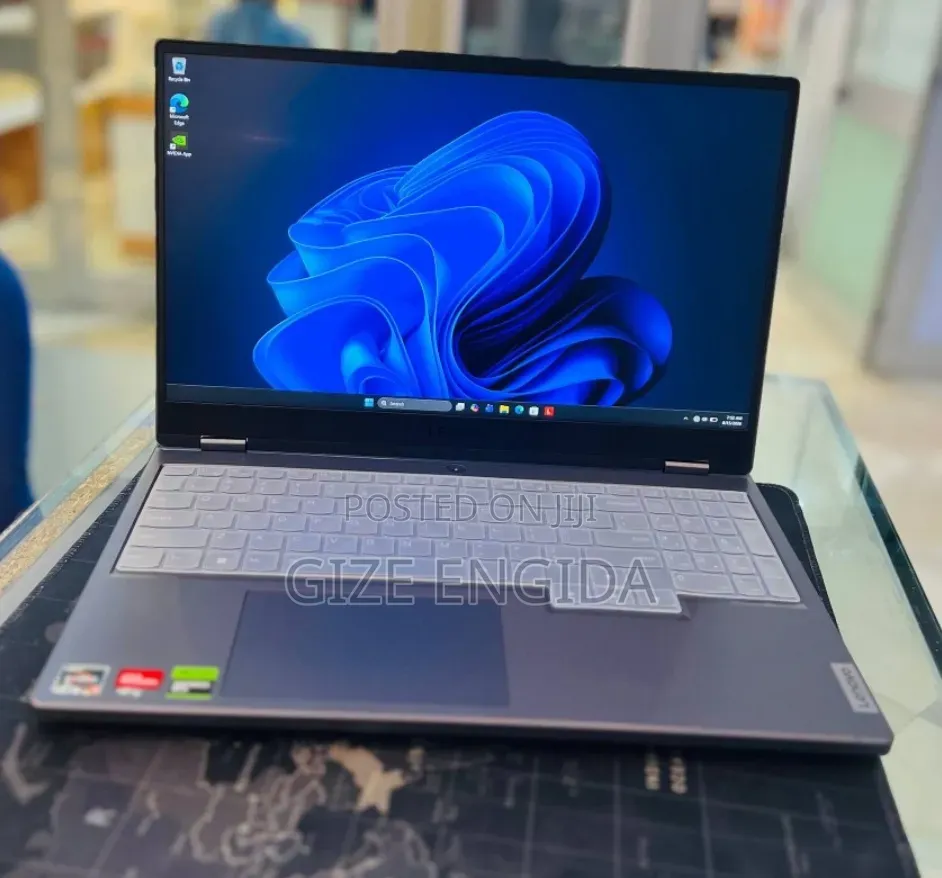 New Laptop Lenovo Legion 5 16GB AMD Ryzen 7 SSD 1T