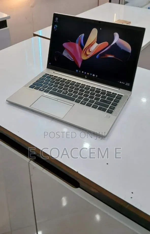 New Laptop HP 16GB Intel Core i5 SSD 512GB