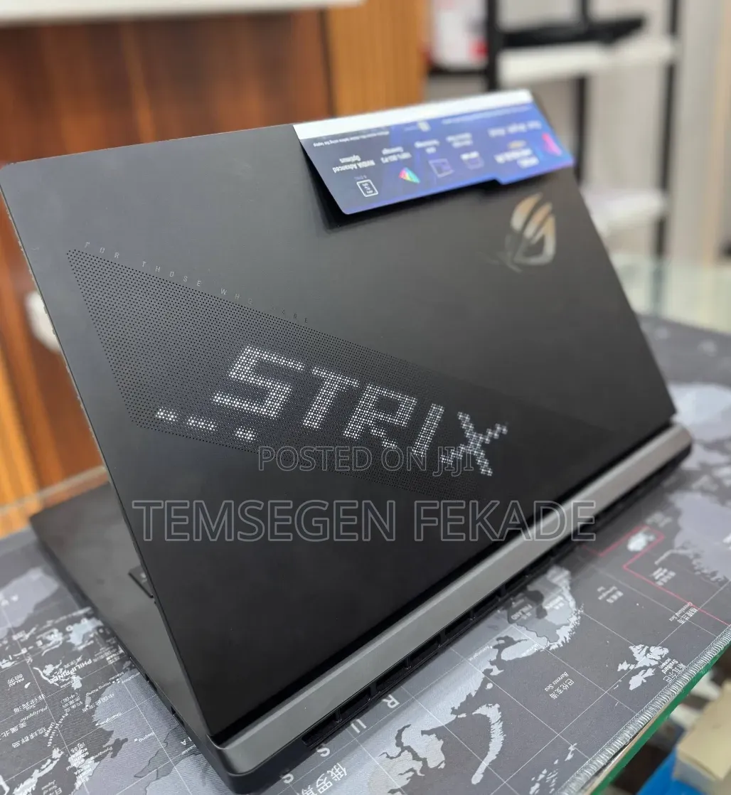 New Laptop Asus ROG Strix G18 32GB Intel Core Ultra 9 SSD 2T