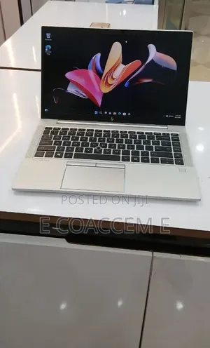 New Laptop HP 16GB Intel Core i5 SSD 512GB