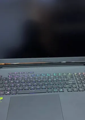 New Laptop Asus ROG Strix G18 32GB Intel Core Ultra 9 SSD 2T