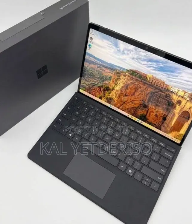 New Laptop Microsoft 16GB SSD 512GB
