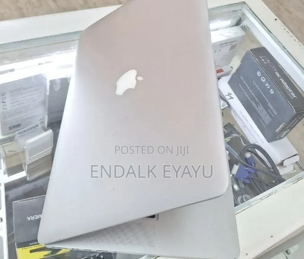 New Laptop Apple MacBook Pro 2014 16GB Intel Core i7 SSD 512GB