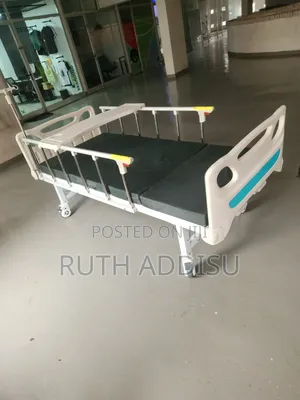 Hospital bed鳵不Hospital Bed鳵了two Functional Cracks Hospital Bed Packed