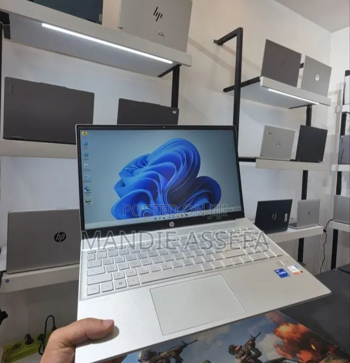 New Laptop HP Pavilion 15 16GB Intel Core i7 SSD 512GB