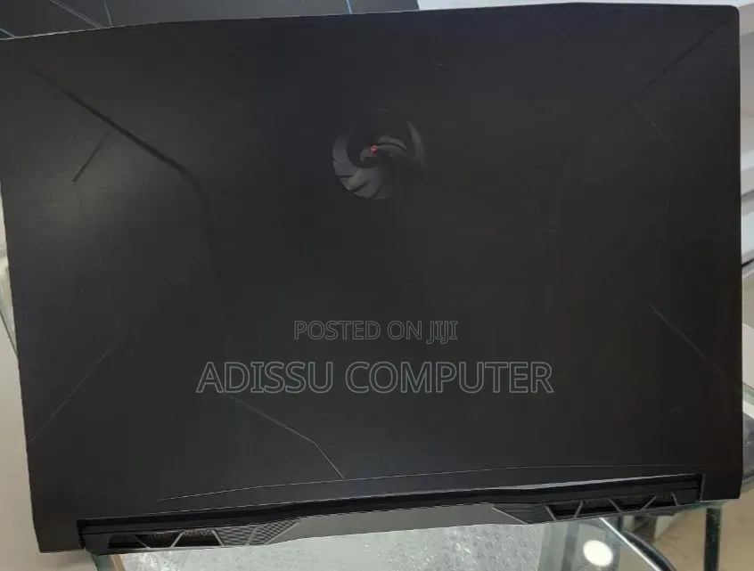 New Laptop MSI 16GB AMD Ryzen 5 SSD 512GB